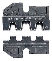KN-974905 Плашка опрессовочная: штекеры открытые неизолированные 4.8/6.3 мм, 0.5-6.0 мм², 3 гнезда KNIPEX
