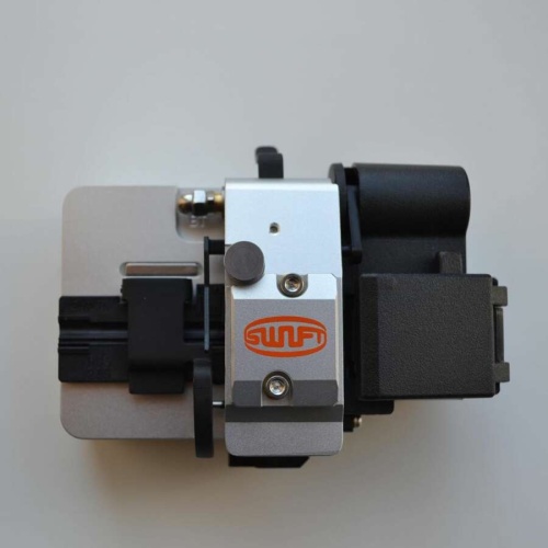 SWIFT CS-01BT Скалыватель оптического волокна с автоматическим поворотом лезвия фото 3